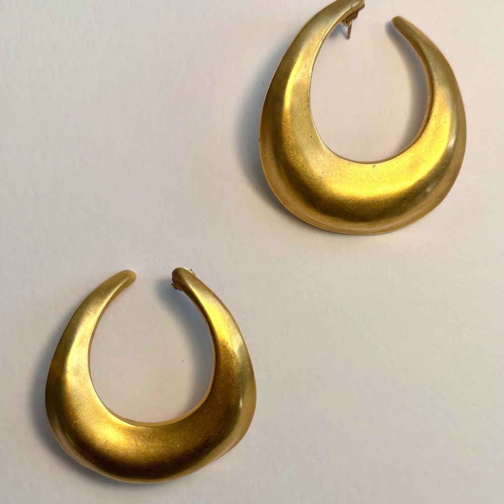 Vintage 80’s Robert Lee Morris earrings